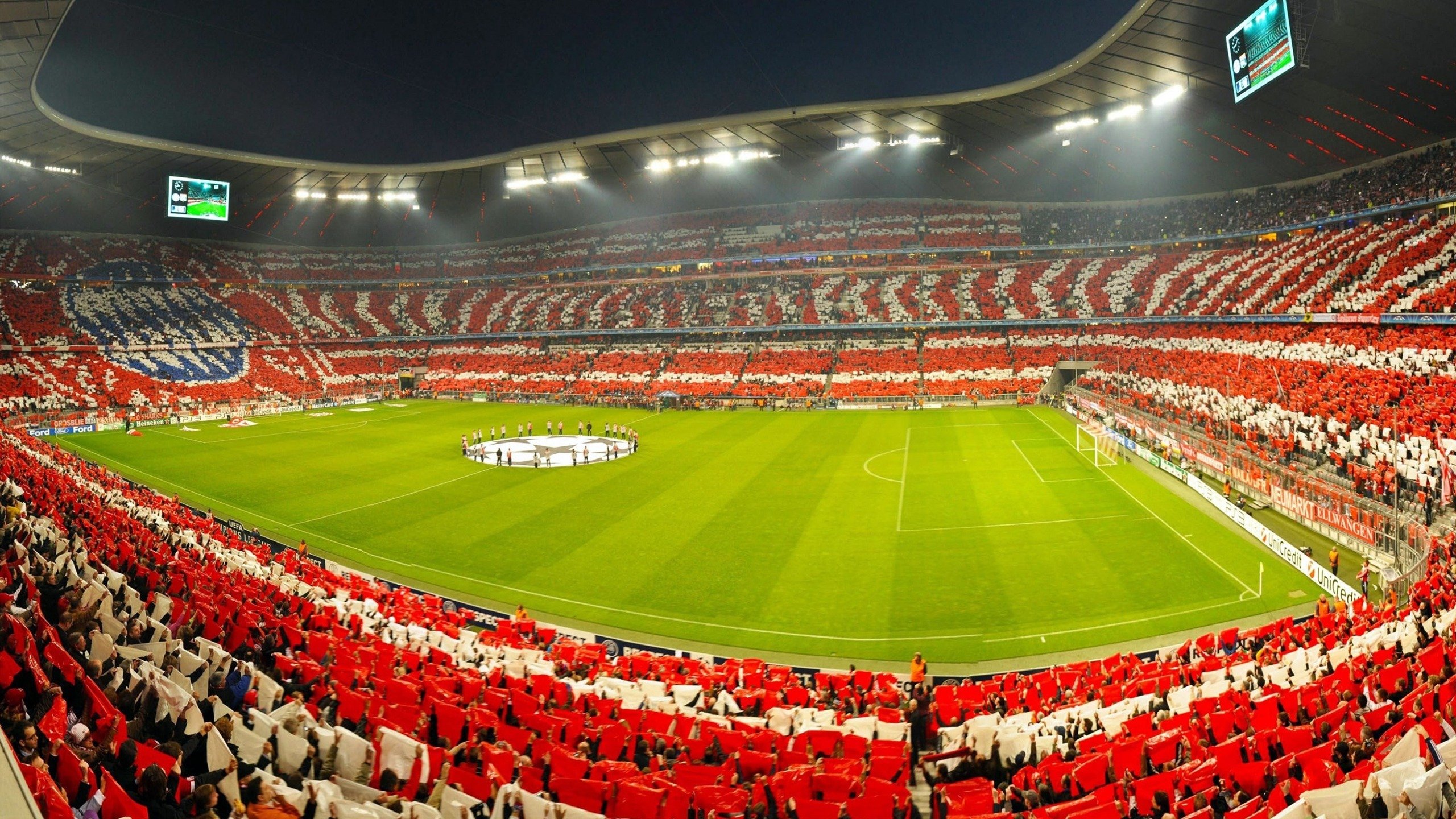 ky体育官网-尼克斯球迷热情高涨，主场气氛火爆，尼克斯队球迷